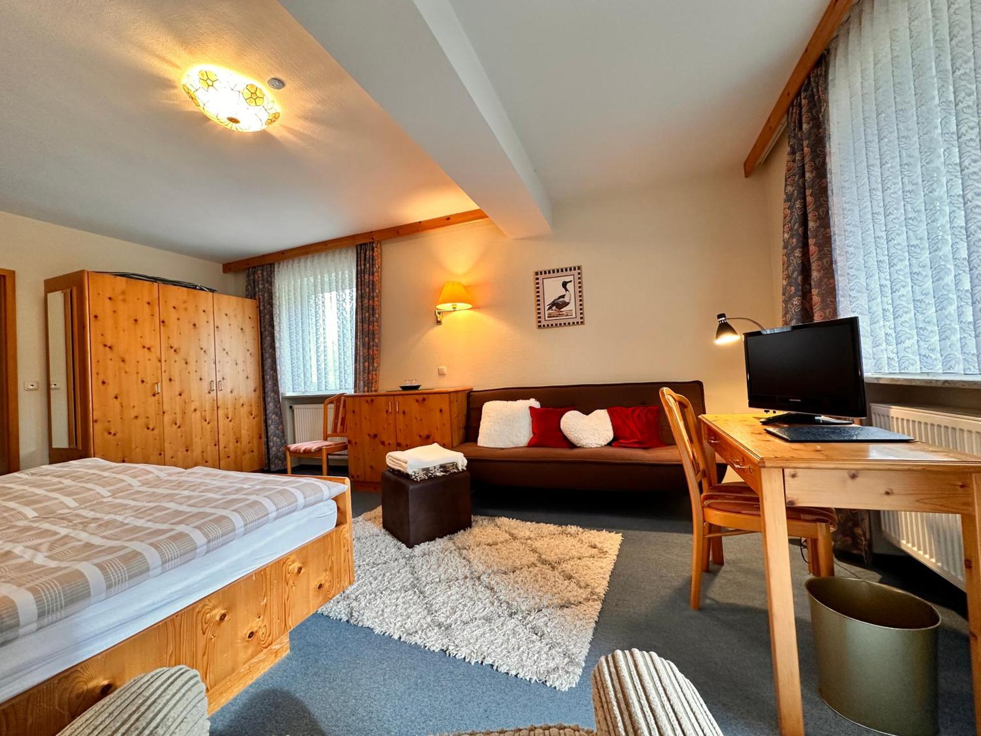 Pension Zum Loewen, Parkplatz, Fruehstueck, Wlan, Zentral บาด ชเตเบิน ภายนอก รูปภาพ
