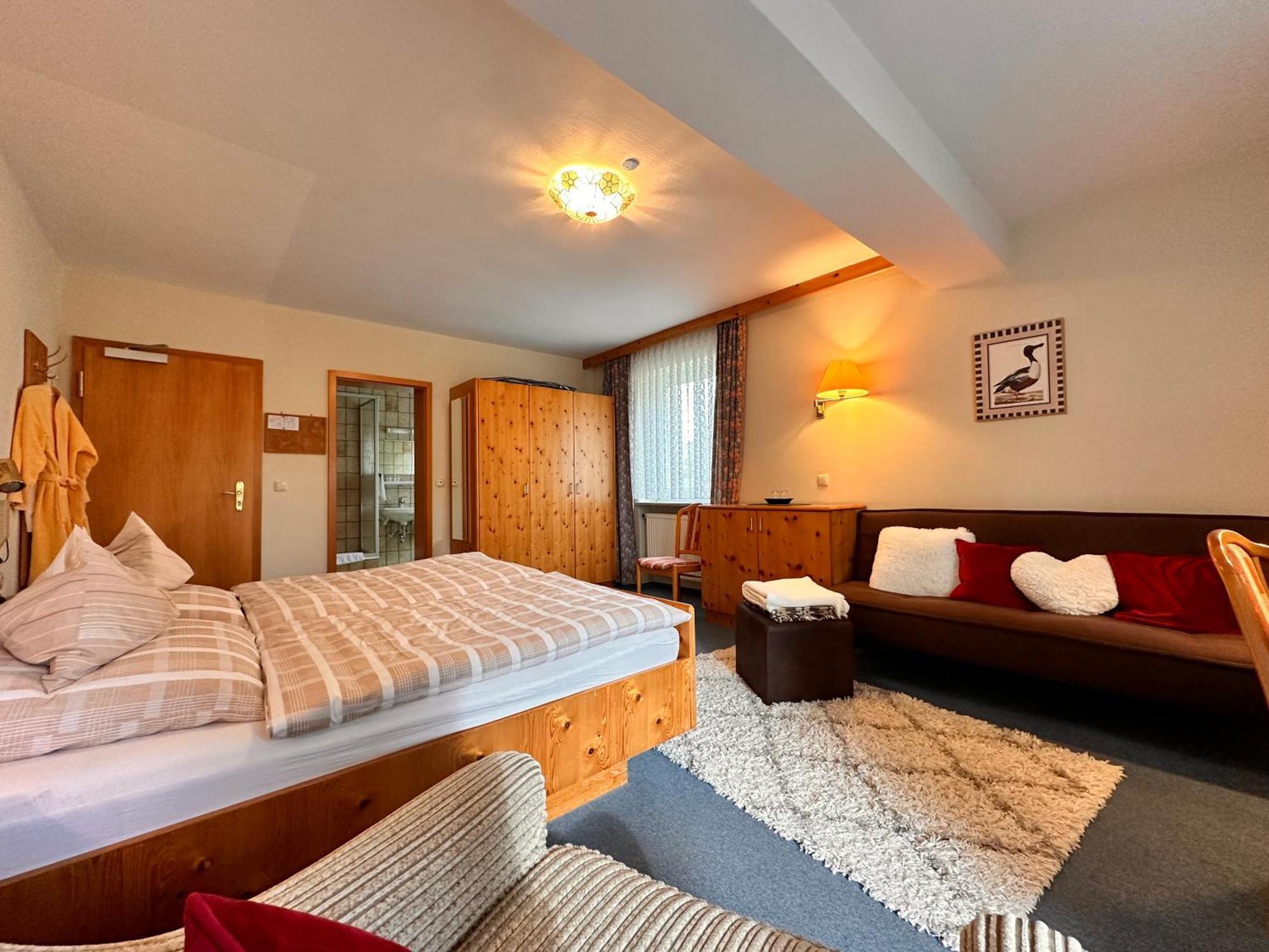Pension Zum Loewen, Parkplatz, Fruehstueck, Wlan, Zentral บาด ชเตเบิน ภายนอก รูปภาพ