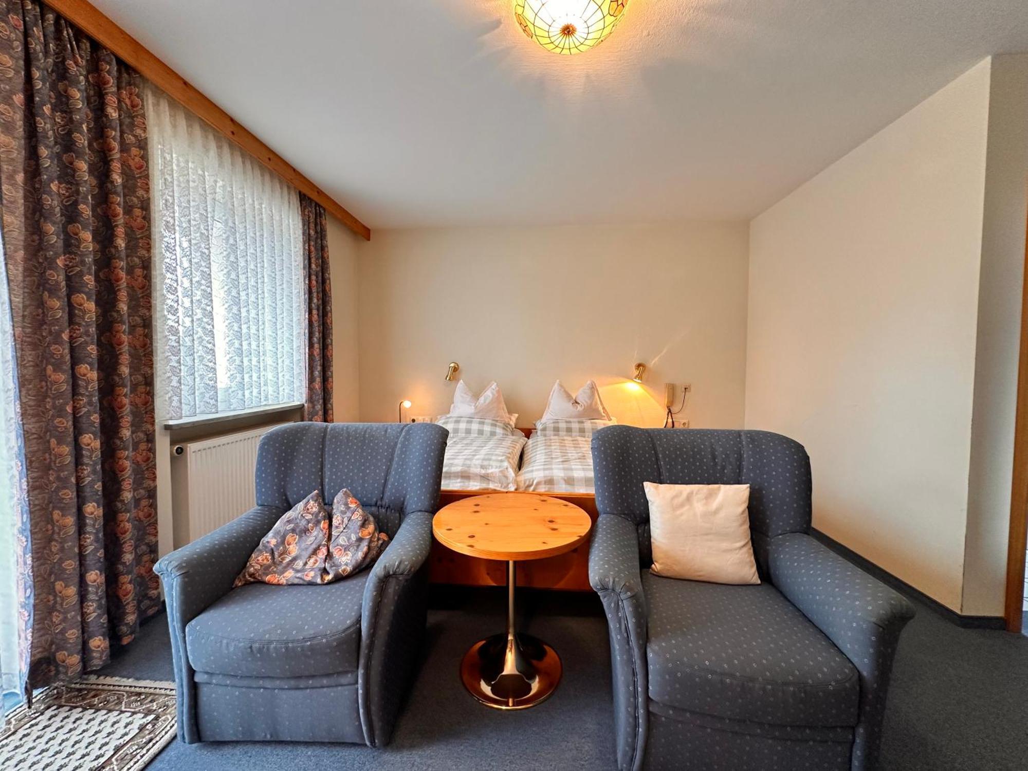 Pension Zum Loewen, Parkplatz, Fruehstueck, Wlan, Zentral บาด ชเตเบิน ภายนอก รูปภาพ