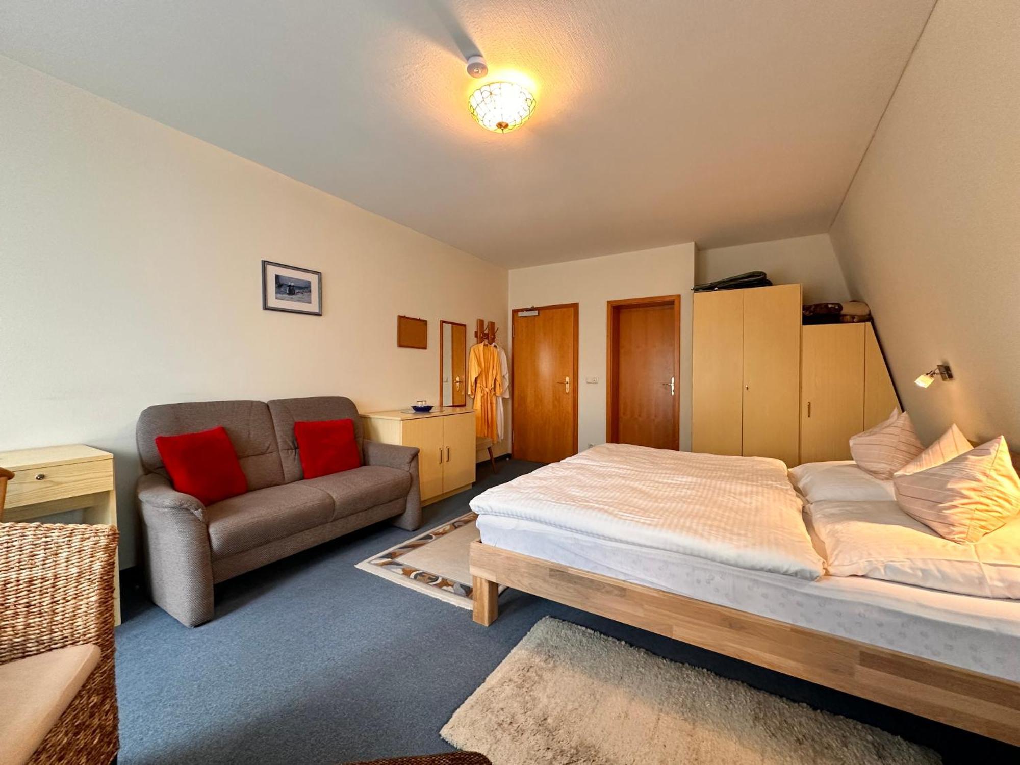 Pension Zum Loewen, Parkplatz, Fruehstueck, Wlan, Zentral บาด ชเตเบิน ภายนอก รูปภาพ