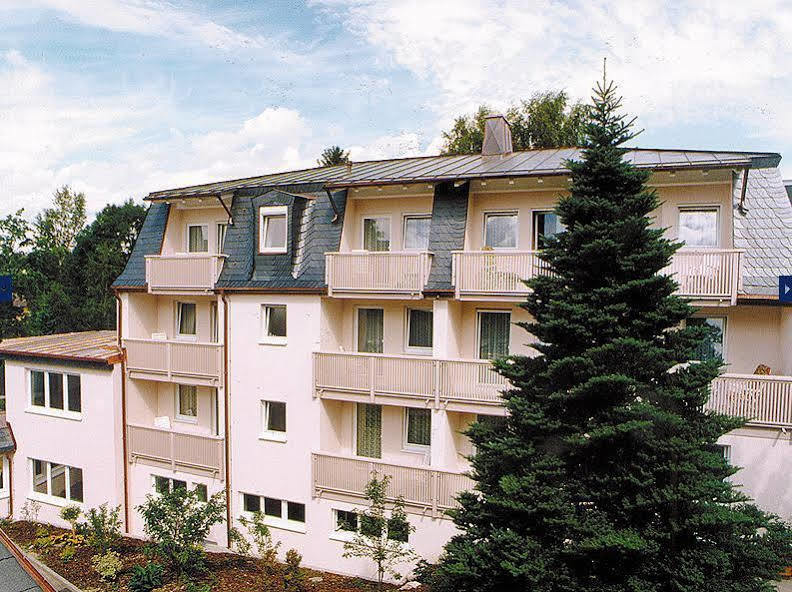 Pension Zum Loewen, Parkplatz, Fruehstueck, Wlan, Zentral บาด ชเตเบิน ภายนอก รูปภาพ